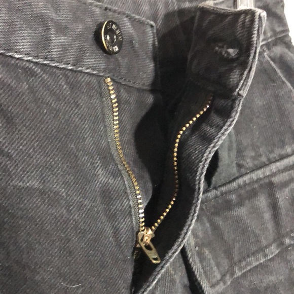 HOT TOPIC | Women’s Black High Waisted Asymmetrical Flap Pockets Shorts size 5 - Picture 6 of 11